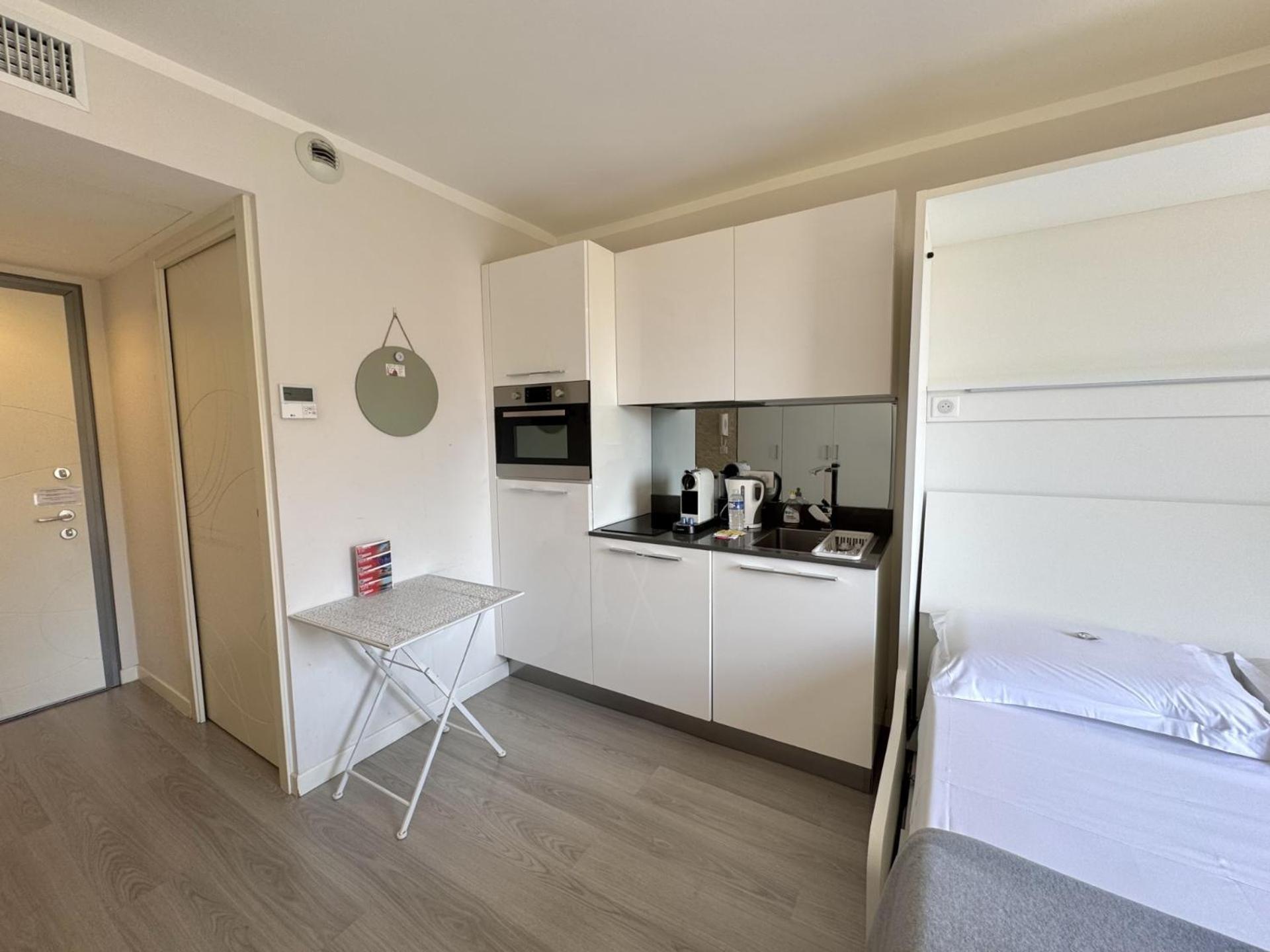 Aparthotel Riviera Nice Cote D'Azur - Old Town - Studio Ac - Sea View - 50M Promenade Des Anglais- La Maison Linda 외부 사진
