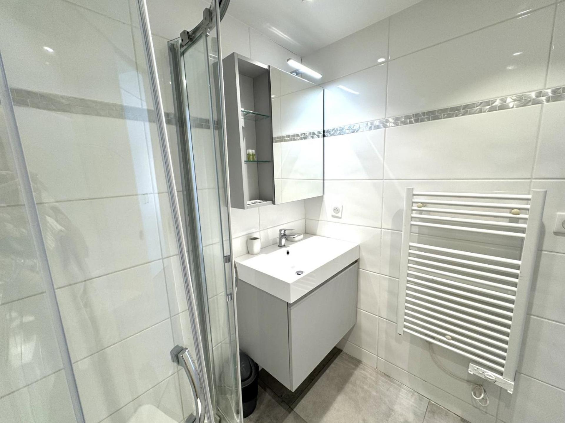 Aparthotel Riviera Nice Cote D'Azur - Old Town - Studio Ac - Sea View - 50M Promenade Des Anglais- La Maison Linda 외부 사진