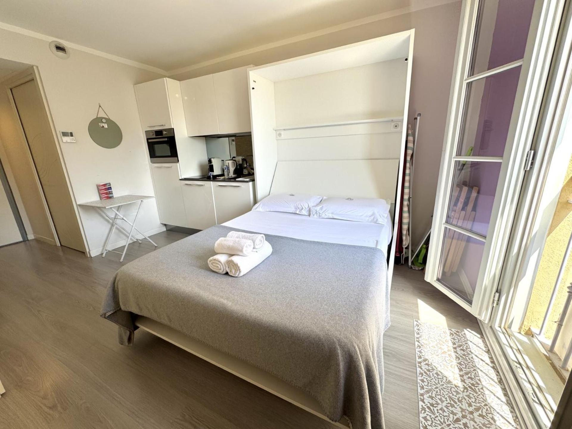 Aparthotel Riviera Nice Cote D'Azur - Old Town - Studio Ac - Sea View - 50M Promenade Des Anglais- La Maison Linda 외부 사진